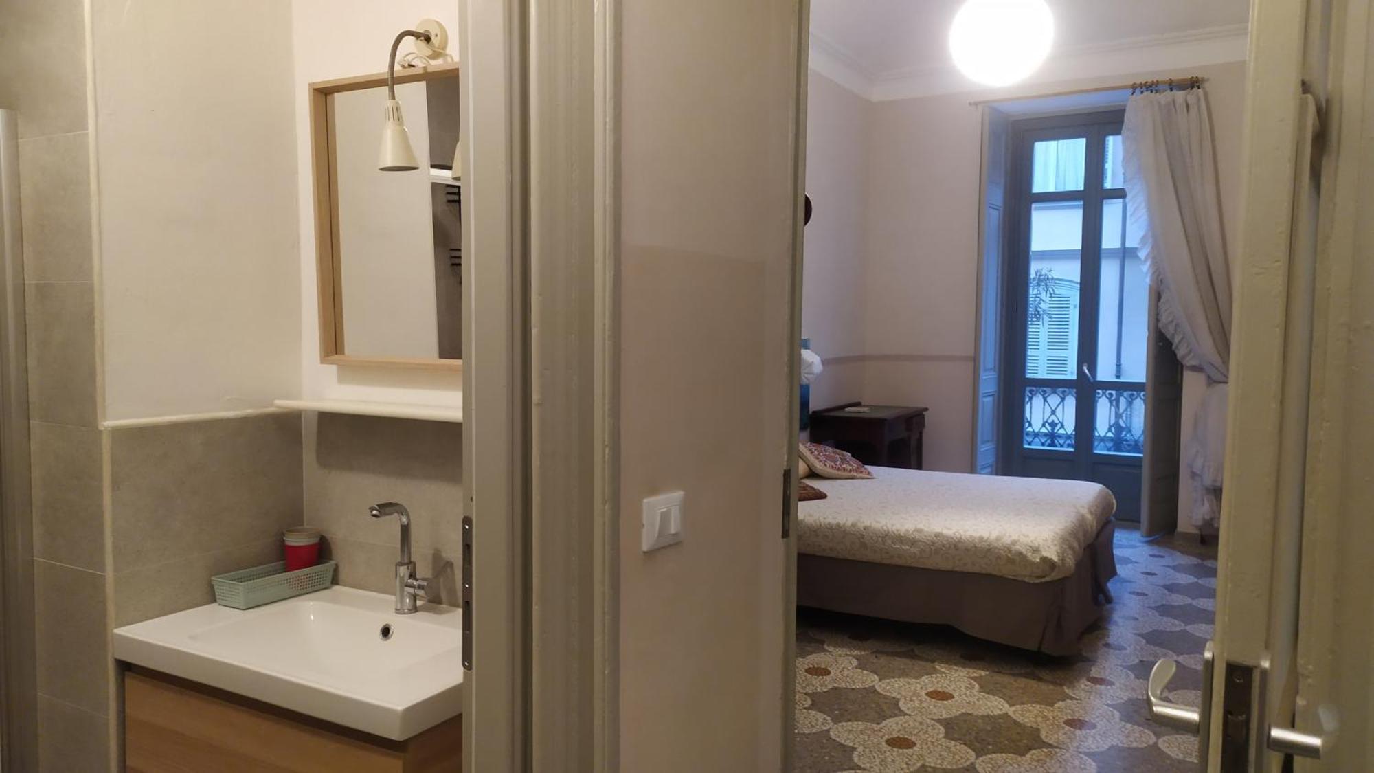 Apartment Nice-three-room With 2 Bathrooms Turin